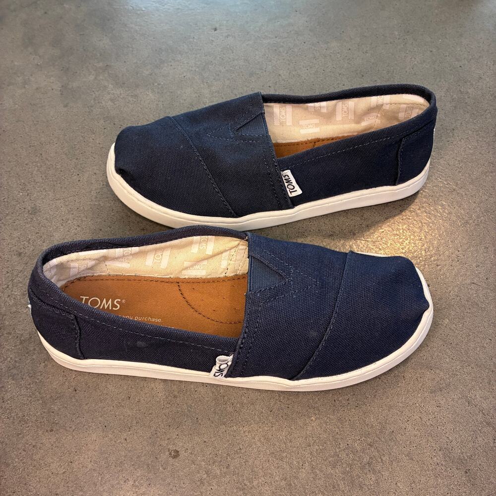 Toms Alpargata Classic Espadrilla Navy Blue youth girls 3.5 slip on shoes